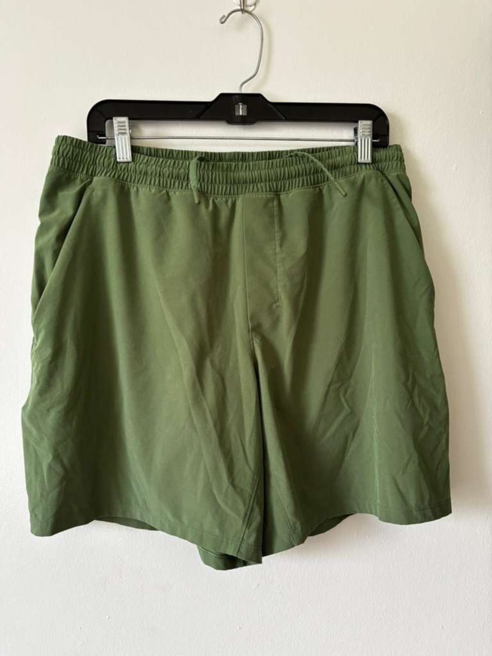 lululemon athletica Men's Olive Athletic Drawstring Shorts